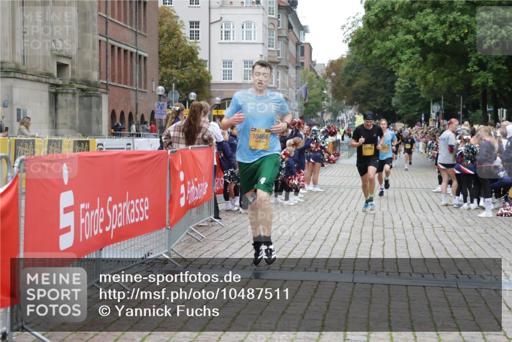 13.09.2026 - Kiel Lauf Yannick Fuchs http://msf.ph/oto/10487511 13.09.2026 10:28:47 Ziel 369, 760, 3756, 4054, 4356, 7096, 7361, 9704, 11701, 11786, 12308, 571, 1558, 2072, 2606, 3518, 3825, 6421, 6673, 7484, 8426, 10260, 10468, 11789, 12745, 1514, 1716, 2152, 2673, 3370, 3951, 4190, 4410, 5213, 7426, 8581, 10163, 10539, 10547, 11278, 12125, 754, 2181, 2814, 4814, 10468, 10906, 11744 meine-sportfotos.de