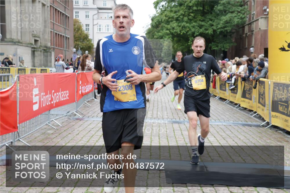 13.09.2026 - Kiel Lauf Yannick Fuchs http://msf.ph/oto/10487572 13.09.2026 10:29:20 Ziel 296, 408, 494, 1828, 1891, 3926, 4744, 5143, 5584, 10358, 10630, 11594, 11855, 12332, 369, 1514, 1716, 2152, 2673, 3370, 3756, 3951, 4054, 4190, 4410, 4470, 5213, 7096, 7361, 7426, 8072, 8581, 10163, 10539, 10547, 11278, 11786, 12125, 259, 878, 3177, 4336, 9984, 10233, 10624, 11222, 11462, 12093, 12675, 369, 760, 3756, 4356, 7096, 7361, 9704, 11701, 12308 meine-sportfotos.de