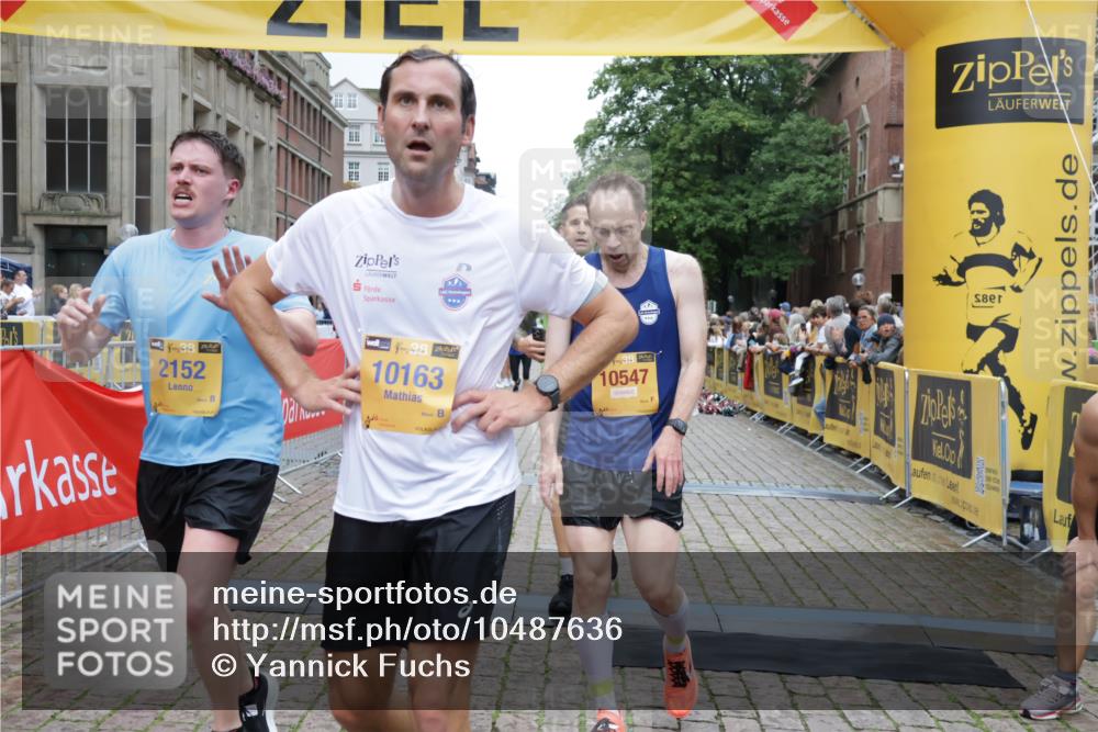 13.09.2026 - Kiel Lauf Yannick Fuchs http://msf.ph/oto/10487636 13.09.2026 10:29:38 Ziel 259, 878, 3177, 4336, 6126, 10624, 12093, 12119, 12290, 12675, 296, 408, 494, 1514, 1716, 1828, 1891, 2152, 3370, 3926, 4190, 4470, 4744, 5143, 5584, 7426, 8072, 9984, 10233, 10358, 10630, 11222, 11462, 11594, 11855, 12125, 12332, 5624, 6169, 8140, 9584, 10476, 12591, 12737, 1514, 2152, 3370, 3951, 4410, 5213, 7426, 10163, 10539, 10547, 11278, 12125 meine-sportfotos.de