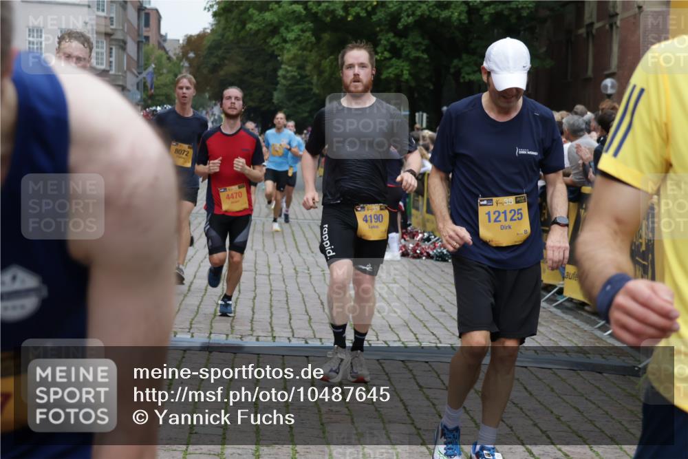 13.09.2026 - Kiel Lauf Yannick Fuchs http://msf.ph/oto/10487645 13.09.2026 10:29:42 Ziel 259, 878, 3177, 4336, 5624, 6126, 6169, 10624, 12093, 12119, 12290, 12591, 12675, 296, 408, 494, 878, 1716, 1828, 1891, 3926, 4190, 4470, 4744, 5143, 5584, 8072, 9984, 10233, 10358, 10630, 11222, 11462, 11594, 11855, 12332, 5864, 8140, 9584, 10476, 12737, 1514, 1716, 2152, 3370, 4190, 4470, 7426, 8072, 10163, 10539, 10547, 12125 meine-sportfotos.de