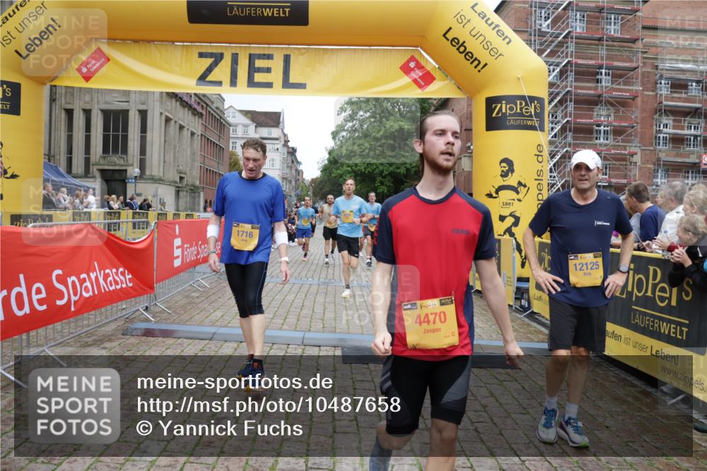 13.09.2026 - Kiel Lauf Yannick Fuchs http://msf.ph/oto/10487658 13.09.2026 10:29:46 Ziel 259, 5624, 6126, 6169, 8140, 12119, 12290, 12591, 296, 408, 494, 878, 1828, 1891, 3177, 3926, 4336, 4744, 5143, 5584, 9984, 10233, 10358, 10624, 10630, 11222, 11462, 11594, 11855, 12093, 12332, 12675, 3826, 5575, 5864, 9584, 10476, 12737, 296, 494, 1716, 1891, 3370, 3926, 4190, 4470, 5584, 8072, 11855, 12125 meine-sportfotos.de
