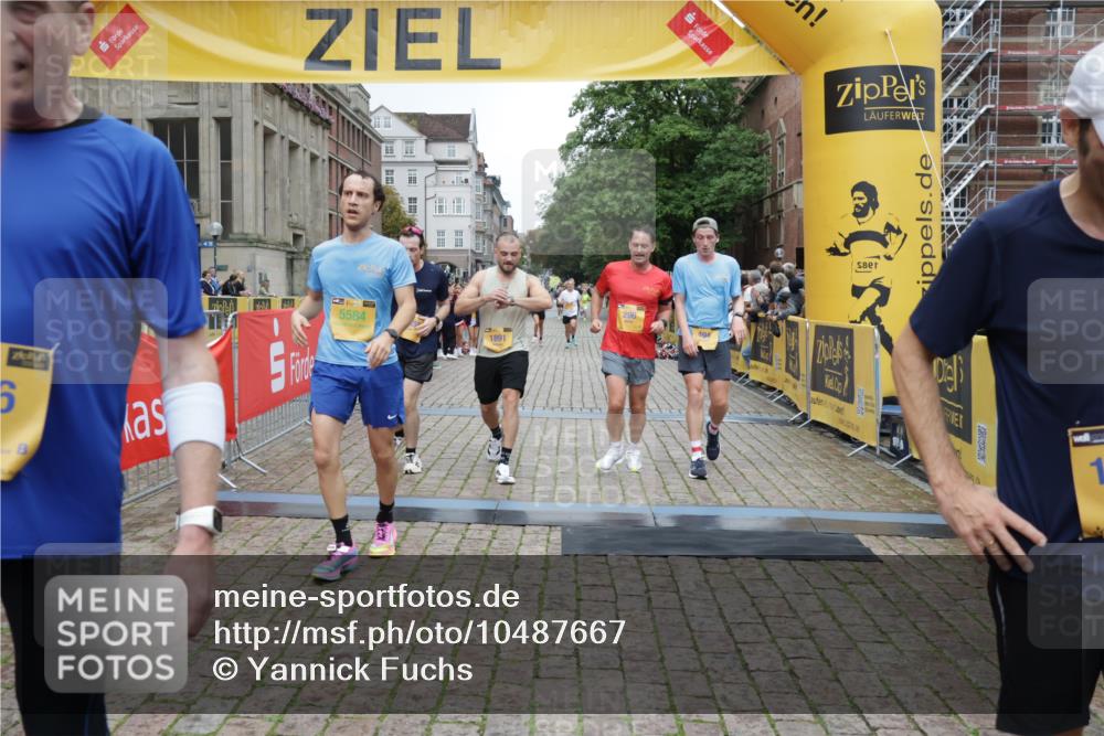 13.09.2026 - Kiel Lauf Yannick Fuchs http://msf.ph/oto/10487667 13.09.2026 10:29:49 Ziel 5624, 6126, 6169, 8140, 10476, 12119, 12290, 12591, 259, 296, 408, 878, 1828, 3177, 4336, 4744, 5143, 9984, 10233, 10358, 10624, 10630, 11222, 11462, 11594, 12093, 12332, 12675, 3826, 5082, 5575, 5864, 7152, 8582, 9584, 12737, 296, 494, 1716, 1891, 3926, 4190, 4470, 5584, 8072, 11855 meine-sportfotos.de