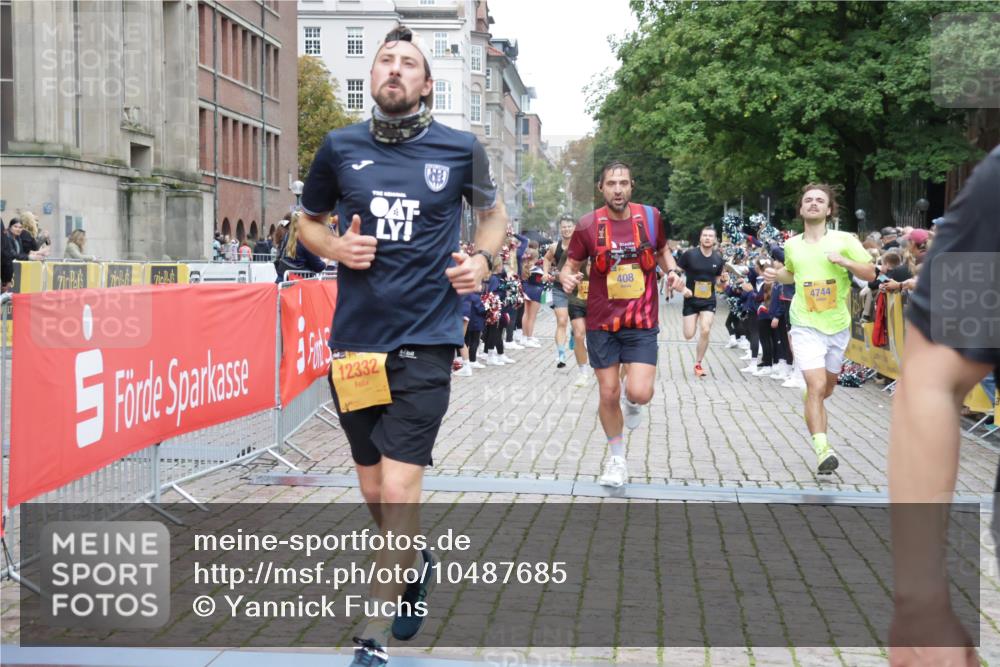 13.09.2026 - Kiel Lauf Yannick Fuchs http://msf.ph/oto/10487685 13.09.2026 10:29:57 Ziel 5864, 8140, 9584, 10476, 12737, 259, 408, 878, 3177, 4336, 4744, 5143, 5624, 6126, 6169, 9984, 10233, 10624, 11222, 11462, 11594, 12093, 12119, 12290, 12591, 12675, 556, 563, 3826, 4837, 5082, 5575, 7152, 7691, 7818, 8582, 9644, 9669, 10019, 408, 1828, 4744, 5143, 10358, 10630, 11594, 12332 meine-sportfotos.de