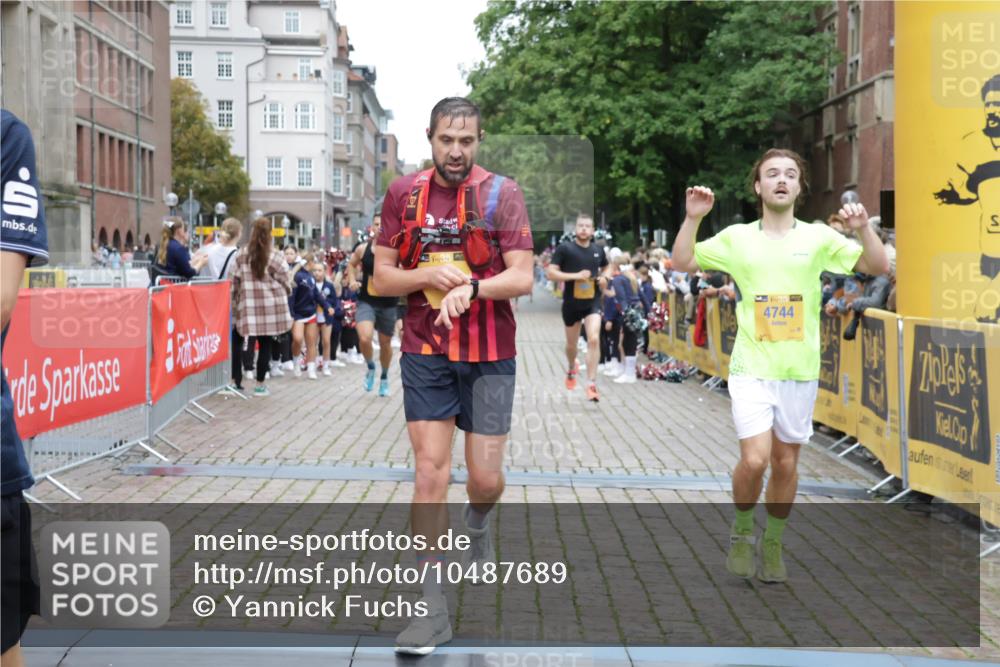 13.09.2026 - Kiel Lauf Yannick Fuchs http://msf.ph/oto/10487689 13.09.2026 10:29:59 Ziel 3826, 5864, 8140, 9584, 10476, 12737, 259, 878, 3177, 4336, 5143, 5624, 6126, 6169, 8140, 9984, 10233, 10624, 11222, 11462, 11594, 12093, 12119, 12290, 12591, 12675, 556, 563, 4471, 4477, 4837, 5082, 5575, 7152, 7691, 7818, 8582, 9644, 9669, 10019, 10129, 11781, 12491, 408, 1828, 4744, 5143, 9984, 10233, 10358, 10630, 11222, 11462, 11594, 12332 meine-sportfotos.de