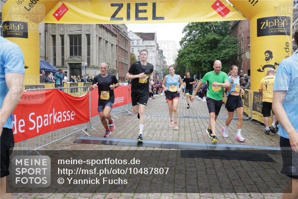 13.09.2026 - Kiel Lauf Yannick Fuchs http://msf.ph/oto/10487807 13.09.2026 10:30:54 Ziel 1574, 1726, 3298, 4933, 5268, 6450, 9866, 9868, 9919, 10543, 12566, 314, 457, 629, 1203, 1454, 1734, 2149, 2379, 2441, 2756, 2762, 4287, 4438, 4471, 4477, 5384, 5592, 5745, 5967, 6291, 7703, 7844, 8122, 8862, 9060, 10129, 10368, 11237, 11781, 12491, 419, 967, 1187, 1834, 2256, 4771, 5035, 5612, 7024, 7330, 11040, 11669, 556, 2762, 4471, 4477, 4837, 7691, 7818, 9644, 9669, 10019, 10129, 11781, 12491 meine-sportfotos.de