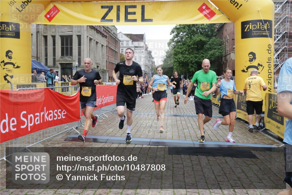 13.09.2026 - Kiel Lauf Yannick Fuchs http://msf.ph/oto/10487808 13.09.2026 10:30:55 Ziel 419, 1574, 1726, 3298, 4933, 5268, 6450, 9866, 9868, 9919, 10543, 11040, 12566, 314, 457, 629, 1203, 1454, 1734, 2149, 2379, 2441, 2756, 2762, 4287, 4438, 5268, 5384, 5592, 5745, 5967, 6291, 7703, 7844, 8122, 8862, 9060, 10368, 11237, 967, 1187, 1834, 2256, 4771, 5035, 5251, 5612, 7024, 7330, 10780, 11669, 556, 2762, 4438, 4471, 4477, 4837, 7691, 9644, 9669, 10019, 10129, 11781, 12491 meine-sportfotos.de