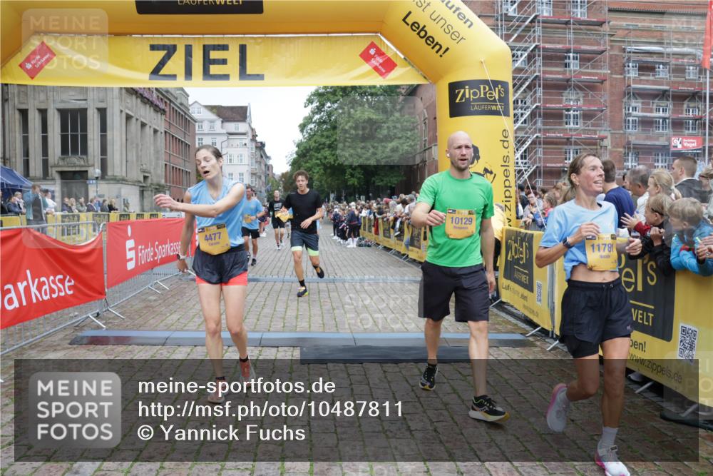 13.09.2026 - Kiel Lauf Yannick Fuchs http://msf.ph/oto/10487811 13.09.2026 10:30:56 Ziel 419, 1187, 1574, 1726, 3298, 4933, 6450, 9866, 9868, 9919, 10543, 11040, 11669, 12566, 314, 457, 629, 1203, 1454, 1734, 2149, 2379, 2441, 2756, 2762, 4287, 4438, 5268, 5384, 5592, 5745, 5967, 6291, 7703, 7844, 8122, 8862, 9060, 10368, 11237, 227, 967, 1834, 2256, 4771, 5035, 5251, 5612, 7024, 7330, 10780, 556, 1454, 2762, 4438, 4471, 4477, 4837, 5384, 7691, 9644, 9669, 10019, 10129, 11781, 12491 meine-sportfotos.de