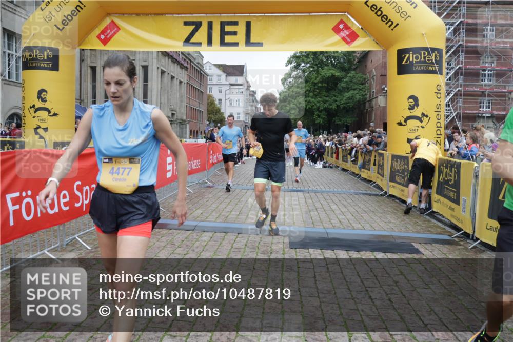 13.09.2026 - Kiel Lauf Yannick Fuchs http://msf.ph/oto/10487819 13.09.2026 10:30:57 Ziel 419, 967, 1187, 1574, 1726, 3298, 4933, 6450, 9866, 9868, 9919, 10543, 11040, 11669, 12566, 314, 457, 629, 1203, 1454, 1734, 2149, 2379, 2441, 2756, 4287, 4438, 5268, 5384, 5592, 5745, 5967, 6291, 7703, 7844, 8122, 8862, 9060, 9866, 9868, 10368, 11237, 227, 1834, 2256, 4771, 5035, 5251, 5612, 7024, 7330, 10780, 556, 1454, 2762, 4438, 4471, 4477, 5384, 9669, 10019, 10129, 11781, 12491 meine-sportfotos.de