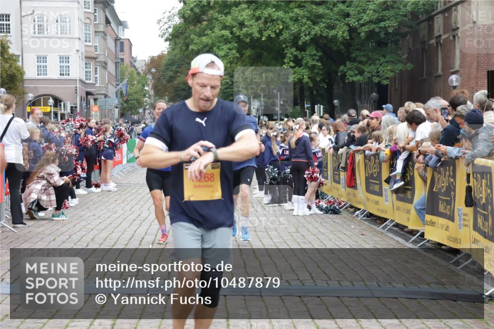 13.09.2026 - Kiel Lauf Yannick Fuchs http://msf.ph/oto/10487879 13.09.2026 10:31:20 Ziel 227, 1834, 2256, 3727, 4446, 4771, 5035, 5251, 5813, 7024, 7330, 7335, 7402, 7834, 7863, 8496, 10780, 11329, 419, 967, 1187, 1574, 1726, 3298, 4933, 5268, 5612, 6450, 9866, 9868, 9919, 10543, 11040, 11669, 12566, 866, 1076, 1196, 1300, 3231, 4234, 5071, 5991, 7476, 7749, 8645, 8761, 9225, 10489, 12361, 5268, 6291, 8862, 9866, 9868 meine-sportfotos.de