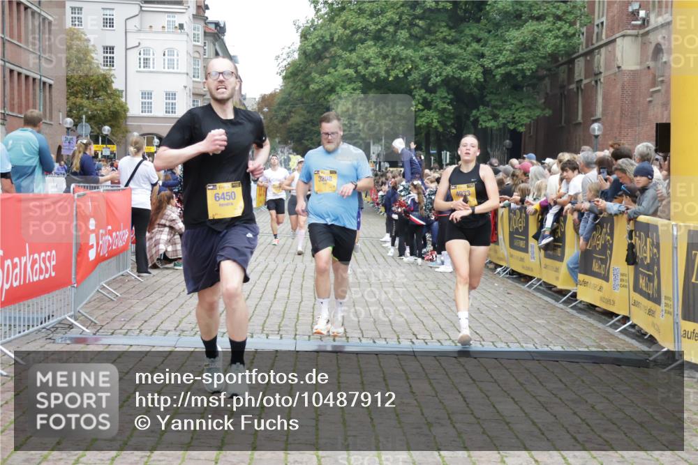 13.09.2026 - Kiel Lauf Yannick Fuchs http://msf.ph/oto/10487912 13.09.2026 10:31:31 Ziel 866, 1196, 1300, 3231, 3727, 4234, 4446, 5813, 5991, 7335, 7834, 8496, 8645, 8761, 9225, 10489, 11329, 12361, 227, 419, 967, 1187, 1834, 2256, 3298, 4771, 4933, 5035, 5251, 5612, 6450, 7024, 7330, 7402, 7863, 8496, 9919, 10780, 11040, 11669, 900, 1076, 1626, 1981, 4616, 5071, 5134, 5868, 5870, 6045, 6220, 6985, 7375, 7476, 7749, 8531, 9438, 10768, 11193, 12028, 1574, 1726, 3298, 4933, 6450, 9919, 10543, 12566 meine-sportfotos.de