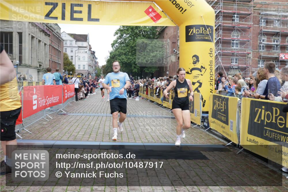 13.09.2026 - Kiel Lauf Yannick Fuchs http://msf.ph/oto/10487917 13.09.2026 10:31:32 Ziel 866, 1196, 1300, 3231, 3727, 4234, 4446, 5813, 5991, 7335, 7749, 7834, 8645, 8761, 9225, 10489, 11329, 12361, 227, 419, 967, 1187, 1834, 2256, 4446, 4771, 5035, 5251, 5612, 7024, 7330, 7402, 7834, 7863, 8496, 9919, 10780, 11040, 11329, 11669, 900, 1076, 1626, 1981, 4616, 5071, 5134, 5868, 5870, 6045, 6220, 6985, 7375, 7476, 8531, 8837, 9438, 10768, 11193, 12028, 419, 1574, 1726, 3298, 4933, 6450, 9919, 10543, 11040 meine-sportfotos.de