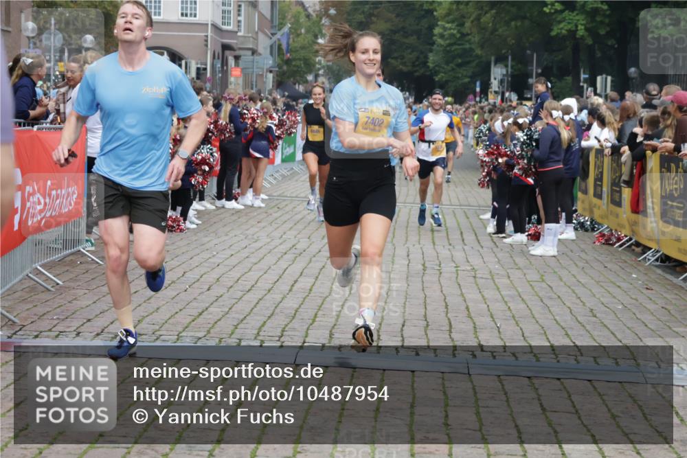 13.09.2026 - Kiel Lauf Yannick Fuchs http://msf.ph/oto/10487954 13.09.2026 10:31:53 Ziel 577, 1403, 1406, 1981, 2389, 4900, 5134, 6985, 7375, 8837, 8958, 9438, 10768, 11193, 12024, 12028, 12058, 866, 900, 1076, 1196, 1300, 1626, 3231, 3727, 4234, 4446, 4616, 5071, 5813, 5868, 5870, 5991, 6045, 6220, 7335, 7402, 7476, 7749, 7834, 7863, 8496, 8531, 8645, 8761, 9225, 10489, 11329, 12361, 153, 520, 1239, 2716, 2990, 4816, 4903, 5965, 8465, 8489, 10087, 10981, 11416, 11722, 11927, 11975, 12127, 227, 1834, 2256, 4771, 5035, 5251, 7024, 7330, 8496 meine-sportfotos.de