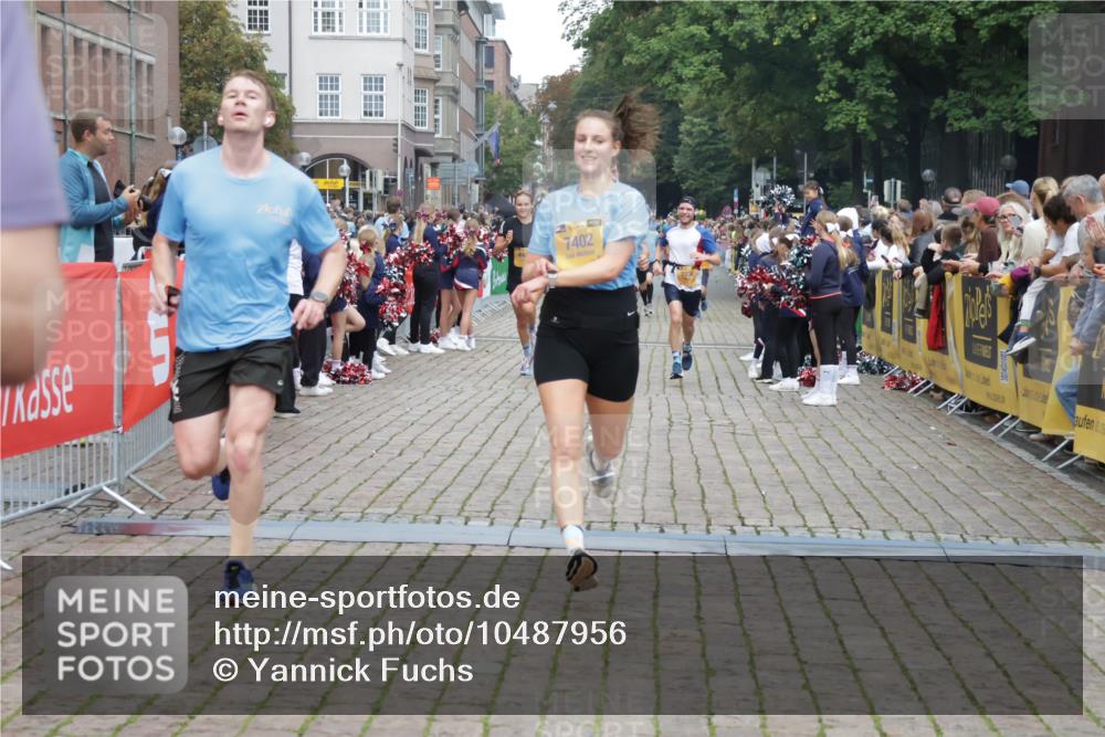 13.09.2026 - Kiel Lauf Yannick Fuchs http://msf.ph/oto/10487956 13.09.2026 10:31:54 Ziel 577, 1403, 1406, 1981, 2389, 4900, 5134, 6985, 7375, 8837, 8958, 9438, 10768, 11193, 12024, 12028, 12058, 866, 900, 1076, 1196, 1300, 1626, 1981, 3231, 3727, 4234, 4446, 4616, 5071, 5813, 5868, 5870, 5991, 6045, 6220, 7335, 7402, 7476, 7749, 7834, 7863, 8496, 8531, 8645, 8761, 9225, 10489, 11329, 12361, 153, 520, 1239, 2716, 2990, 3353, 4816, 4903, 5965, 8465, 8489, 10087, 10981, 11416, 11722, 11927, 11975, 12127, 227, 1834, 2256, 4446, 4771, 5035, 5251, 7024, 7834, 8496 meine-sportfotos.de