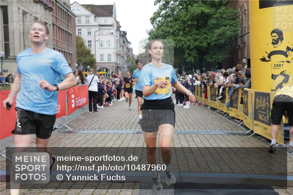 13.09.2026 - Kiel Lauf Yannick Fuchs http://msf.ph/oto/10487960 13.09.2026 10:31:55 Ziel 577, 1403, 1406, 2389, 4816, 4900, 5134, 6985, 7375, 8837, 8958, 9438, 10768, 11193, 12024, 12028, 12058, 866, 900, 1076, 1196, 1300, 1626, 1981, 3231, 3727, 4234, 4446, 4616, 5071, 5813, 5868, 5870, 5991, 6045, 6220, 7335, 7476, 7749, 7834, 8496, 8531, 8645, 8761, 9225, 10489, 11329, 12361, 153, 520, 1239, 2716, 2990, 3353, 4903, 5965, 8465, 8489, 10087, 10981, 11416, 11722, 11927, 11975, 12127, 227, 1834, 4446, 5035, 5251, 7834, 8496 meine-sportfotos.de