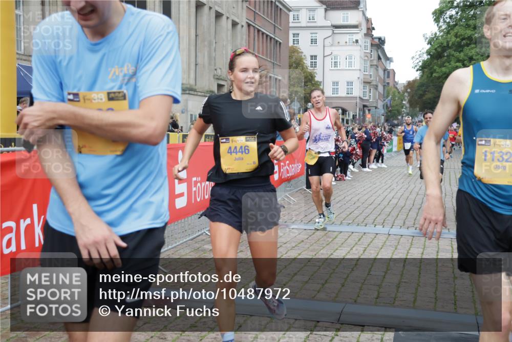 13.09.2026 - Kiel Lauf Yannick Fuchs http://msf.ph/oto/10487972 13.09.2026 10:31:58 Ziel 520, 577, 1403, 1406, 2389, 2990, 4816, 4900, 8837, 8958, 9438, 10768, 11193, 12024, 12058, 12127, 866, 900, 1076, 1196, 1300, 1626, 1981, 3231, 3727, 4234, 4616, 5071, 5134, 5813, 5868, 5870, 5991, 6045, 6220, 6985, 7335, 7375, 7476, 7749, 8531, 8645, 8761, 9225, 10489, 10768, 12028, 12361, 153, 1239, 2716, 3353, 3570, 4079, 4903, 5965, 8376, 8465, 8489, 10087, 10981, 11416, 11722, 11927, 11975, 12761, 227, 3727, 4446, 7834, 8496 meine-sportfotos.de
