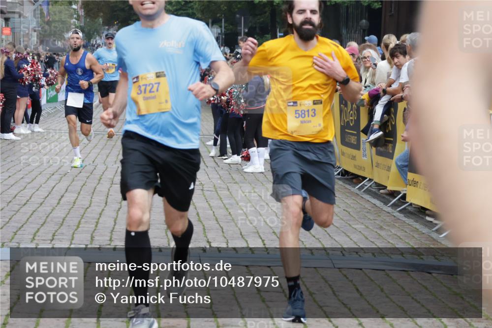 13.09.2026 - Kiel Lauf Yannick Fuchs http://msf.ph/oto/10487975 13.09.2026 10:31:59 Ziel 520, 577, 1403, 1406, 2389, 2990, 4816, 4900, 8837, 8958, 9438, 11193, 11722, 11927, 12024, 12058, 12127, 866, 900, 1076, 1196, 1300, 1626, 1981, 3231, 3727, 4234, 4616, 5071, 5134, 5813, 5868, 5870, 5991, 6045, 6220, 6985, 7335, 7375, 7476, 7749, 8531, 8645, 8761, 9225, 10489, 10768, 12028, 12361, 153, 1239, 2716, 3353, 3570, 4079, 4903, 5965, 7790, 8376, 8465, 8489, 10087, 10981, 11416, 11975, 12761, 3231, 3727, 4446, 7834, 8496 meine-sportfotos.de