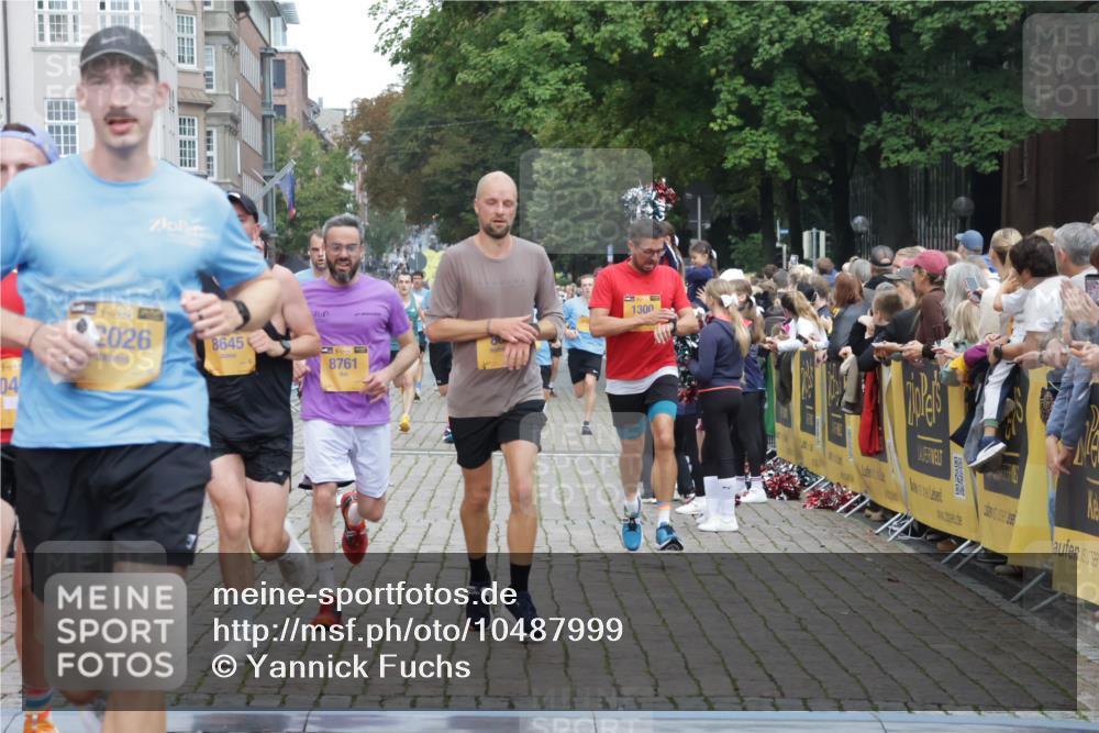 13.09.2026 - Kiel Lauf Yannick Fuchs http://msf.ph/oto/10487999 13.09.2026 10:32:06 Ziel 153, 520, 577, 1239, 1403, 2716, 2990, 4816, 4903, 5965, 8465, 10087, 10981, 11416, 11722, 11927, 11975, 12127, 577, 866, 900, 1076, 1300, 1406, 1626, 1981, 2389, 4234, 4616, 4900, 5071, 5134, 5868, 5870, 5991, 6045, 6220, 6985, 7375, 7476, 7749, 8531, 8645, 8761, 8837, 8958, 9225, 9438, 10489, 10768, 11193, 12024, 12028, 12058, 12361, 524, 3353, 3570, 3923, 4079, 4349, 6435, 7790, 8376, 8489, 8878, 11451, 11612, 12367, 12761, 866, 1196, 1300, 3231, 3727 meine-sportfotos.de