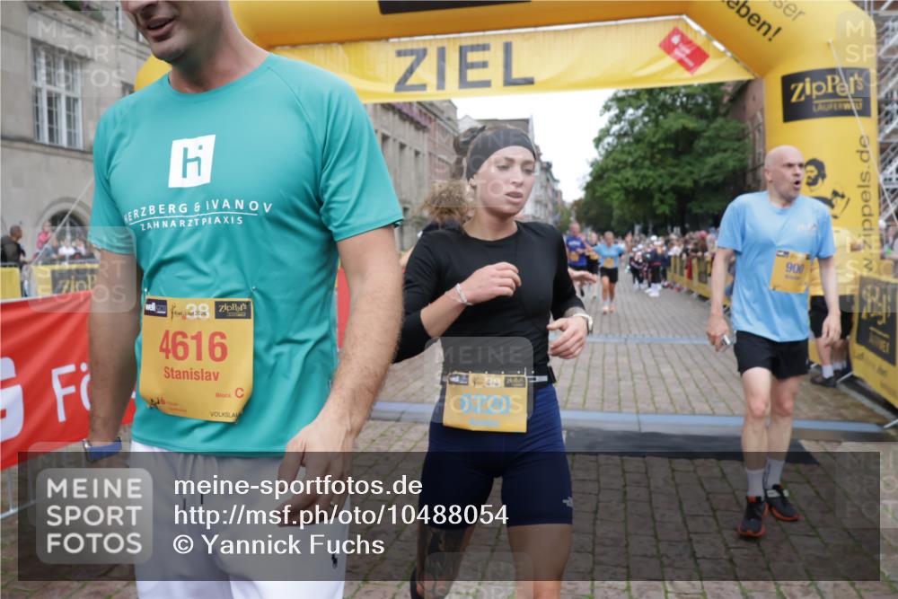 13.09.2026 - Kiel Lauf Yannick Fuchs http://msf.ph/oto/10488054 13.09.2026 10:32:19 Ziel 524, 2716, 3353, 3570, 3923, 4079, 4349, 7790, 8376, 8489, 8878, 10087, 10981, 11416, 11451, 11612, 12761, 153, 520, 577, 1239, 1403, 1406, 1981, 2389, 2990, 4816, 4900, 4903, 5134, 5965, 6985, 7375, 8465, 8837, 8958, 9438, 10087, 10768, 11193, 11416, 11722, 11927, 11975, 12024, 12028, 12058, 12127, 870, 1393, 3170, 4236, 4512, 6435, 8033, 8621, 8683, 9123, 11299, 11319, 12071, 12367, 900, 1076, 1626, 1981, 4616, 5071, 5134, 5868, 5870, 6985, 7375 meine-sportfotos.de