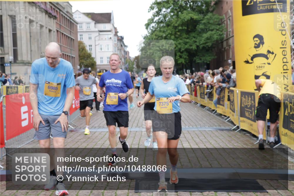 13.09.2026 - Kiel Lauf Yannick Fuchs http://msf.ph/oto/10488066 13.09.2026 10:32:22 Ziel 524, 3353, 3570, 3923, 4079, 4349, 6435, 7790, 8376, 8489, 8878, 11451, 11612, 12367, 12761, 153, 520, 577, 1239, 1403, 1406, 2389, 2716, 2990, 4816, 4900, 4903, 5134, 5965, 8465, 8489, 8837, 8958, 9438, 10087, 10768, 10981, 11193, 11416, 11722, 11927, 11975, 12024, 12028, 12058, 12127, 870, 875, 1393, 1612, 1801, 3170, 4236, 4512, 5721, 8033, 8621, 8683, 9123, 11299, 11319, 12071, 12353, 900, 1626, 1981, 4616, 5134, 5868, 5870, 6985, 7375, 9438, 10768 meine-sportfotos.de