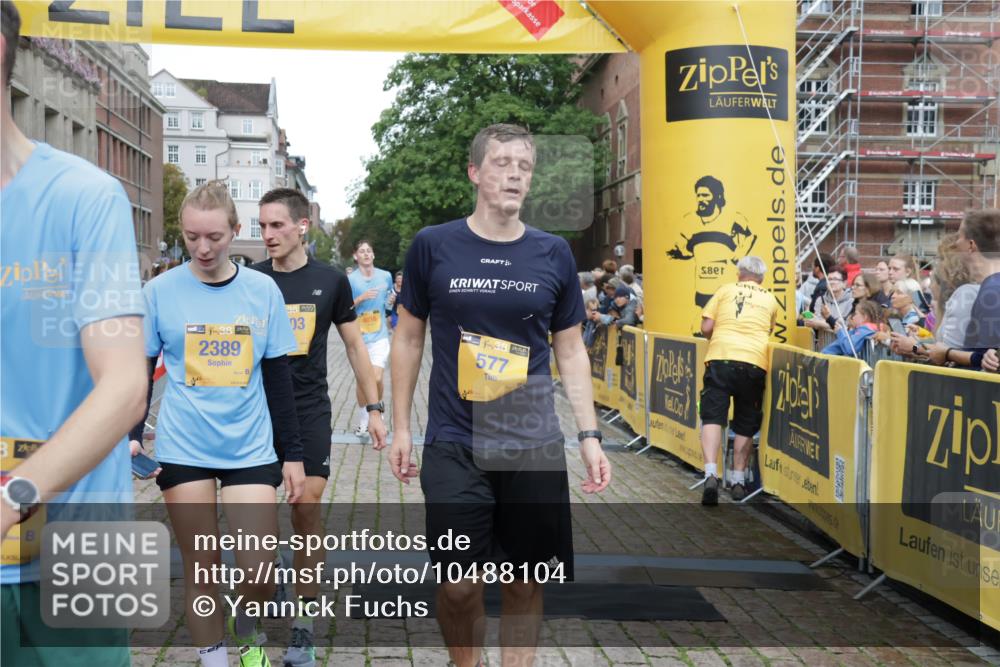 13.09.2026 - Kiel Lauf Yannick Fuchs http://msf.ph/oto/10488104 13.09.2026 10:32:34 Ziel 870, 1393, 3170, 4236, 4349, 4512, 6435, 8033, 8621, 8683, 9123, 11299, 11319, 12071, 12367, 153, 520, 524, 1239, 2716, 2990, 3353, 3570, 3923, 4079, 4349, 4816, 4903, 5965, 7790, 8376, 8465, 8489, 8878, 10087, 10981, 11416, 11451, 11612, 11722, 11927, 11975, 12127, 12761, 32, 342, 875, 1467, 1612, 1801, 3327, 4393, 4963, 5721, 6337, 7471, 7650, 9222, 9879, 10338, 11597, 12353, 12728, 577, 1403, 1406, 2389, 2990, 4816, 4900, 8837, 8958, 12127 meine-sportfotos.de