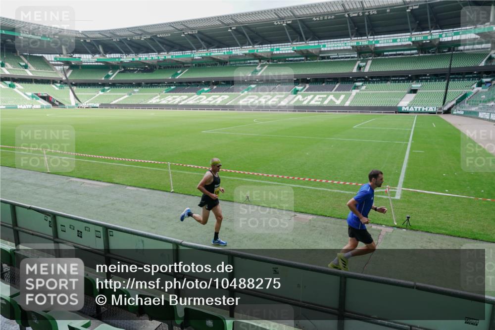13.09.2026 - 21. swb-Marathon Bremen Michael Burmester http://msf.ph/oto/10488275 13.09.2026 10:19:42 Laufen im Stadion 10261, 10262, 10366, 10475, 10994, 11068, 11176, 11197, 11418, 11481, 11512, 11652, 12358, 12413, 13505, 13530, 13533, 13534, 13536, 13540, 13541, 13543, 13550, 13558, 13560, 13564, 13573, 13581, 13582, 13588, 13590, 13599, 13601, 13605, 13610, 13618, 13619, 13622, 13632, 13633, 13638, 13639, 10597, 12272, 13501, 13510, 13515, 13517, 13525, 13542, 13547, 13567, 13579, 13623, 13627, 13635 meine-sportfotos.de
