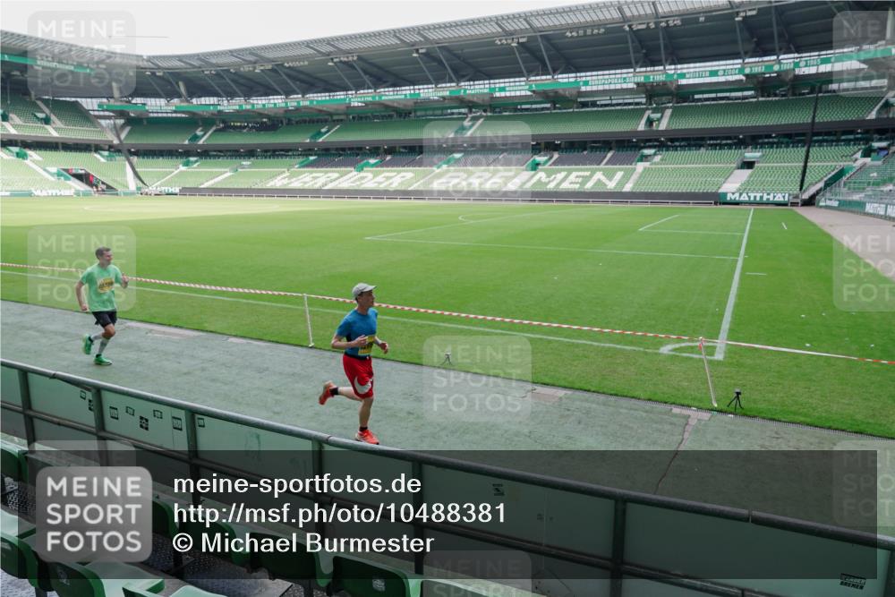 13.09.2026 - 21. swb-Marathon Bremen Michael Burmester http://msf.ph/oto/10488381 13.09.2026 10:24:58 Laufen im Stadion 10143, 10235, 10312, 10328, 10336, 10337, 10341, 10346, 10358, 10456, 10520, 10592, 10593, 10618, 10632, 10742, 10775, 10816, 10861, 10972, 10988, 11020, 11042, 11108, 11143, 11201, 11265, 11312, 11373, 11375, 11426, 11442, 11447, 11468, 11527, 11607, 11615, 11628, 11630, 11632, 11704, 11758, 11779, 11826, 11895, 11903, 11948, 12144, 12246, 12281, 12406, 12426, 12442, 12468, 12469, 12477, 12525, 13509, 13520, 13566, 13580, 13585, 13586 meine-sportfotos.de