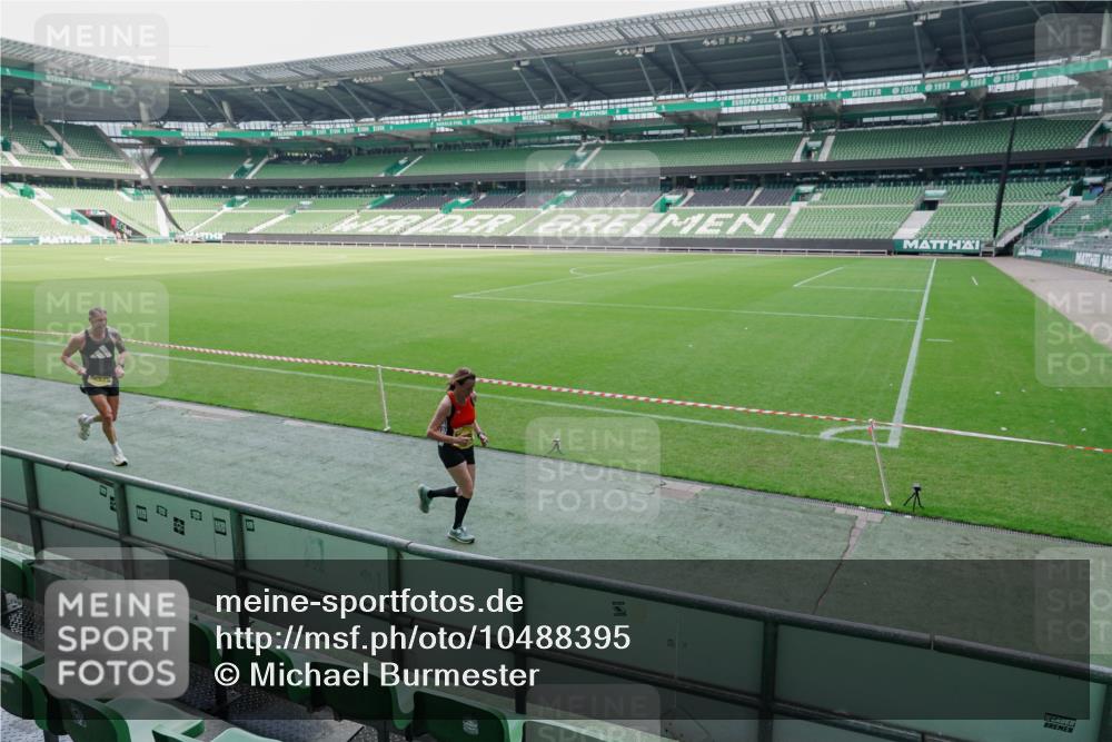 13.09.2026 - 21. swb-Marathon Bremen Michael Burmester http://msf.ph/oto/10488395 13.09.2026 10:26:02 Laufen im Stadion 10143, 10210, 10214, 10228, 10312, 10318, 10328, 10336, 10337, 10342, 10346, 10352, 10358, 10398, 10436, 10445, 10447, 10454, 10456, 10464, 10536, 10541, 10583, 10593, 10632, 10735, 10742, 10775, 10806, 10807, 10816, 10861, 10866, 10987, 10988, 11015, 11019, 11020, 11088, 11108, 11130, 11135, 11155, 11187, 11199, 11209, 11232, 11265, 11312, 11375, 11442, 11447, 11468, 11527, 11607, 11615, 11630, 11704, 11758, 11948, 12281, 12406, 12426, 13509 meine-sportfotos.de