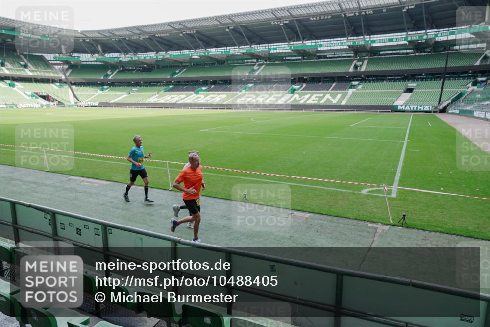 13.09.2026 - 21. swb-Marathon Bremen Michael Burmester http://msf.ph/oto/10488405 13.09.2026 10:26:18 Laufen im Stadion 10096, 10143, 10172, 10210, 10214, 10228, 10231, 10289, 10312, 10318, 10319, 10336, 10342, 10346, 10352, 10358, 10398, 10436, 10445, 10447, 10454, 10456, 10464, 10504, 10514, 10536, 10541, 10583, 10628, 10638, 10735, 10742, 10744, 10806, 10807, 10816, 10861, 10866, 10873, 10956, 10987, 10988, 10992, 11015, 11019, 11020, 11063, 11088, 11108, 11130, 11135, 11155, 11187, 11193, 11199, 11209, 11232, 11265, 11312, 11447, 11468, 11615, 11758, 11948, 13509 meine-sportfotos.de