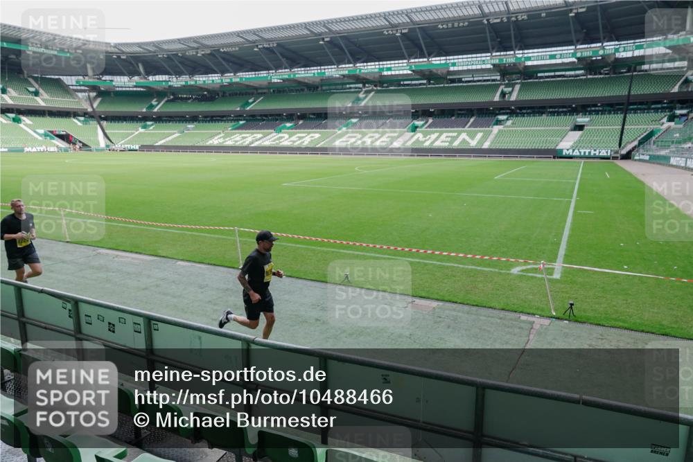 13.09.2026 - 21. swb-Marathon Bremen Michael Burmester http://msf.ph/oto/10488466 13.09.2026 10:27:44 Laufen im Stadion 10096, 10142, 10172, 10189, 10210, 10214, 10223, 10231, 10269, 10270, 10289, 10293, 10294, 10310, 10318, 10319, 10329, 10352, 10393, 10436, 10445, 10464, 10489, 10504, 10508, 10514, 10536, 10538, 10541, 10544, 10566, 10583, 10594, 10628, 10638, 10655, 10709, 10744, 10770, 10807, 10814, 10846, 10860, 10873, 10897, 10898, 10917, 10956, 10992, 11058, 11060, 11063, 11076, 11087, 11092, 11110, 11111, 11130, 11135, 11148, 11193, 11196 meine-sportfotos.de