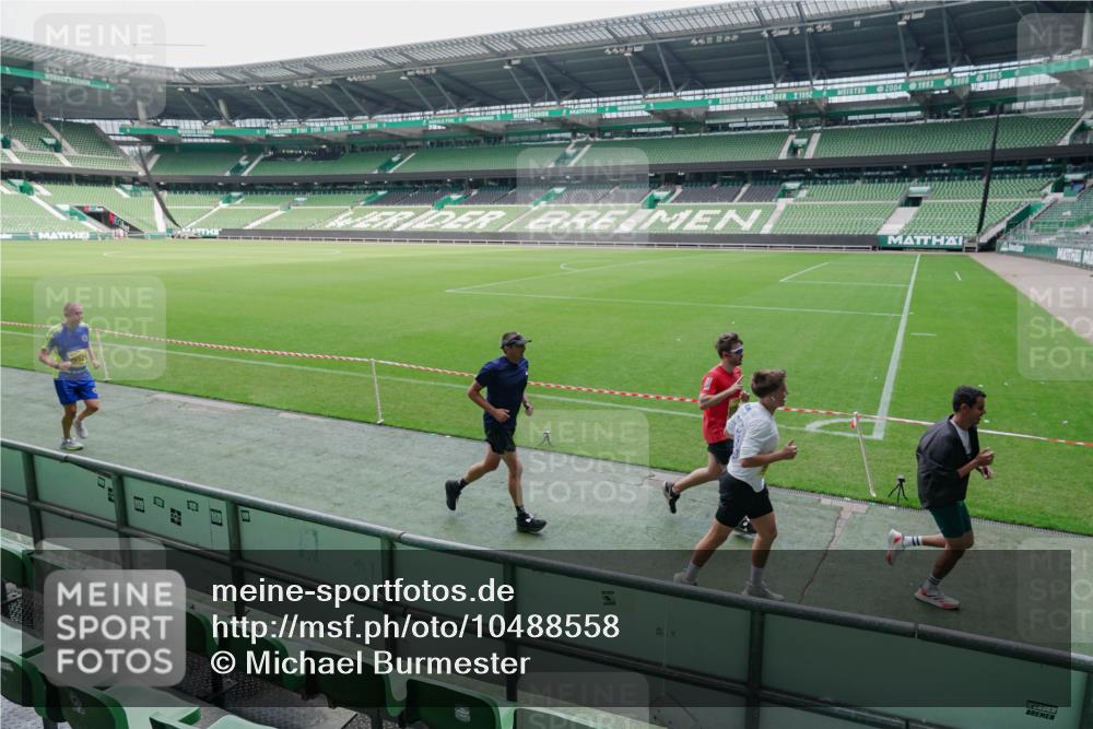 13.09.2026 - 21. swb-Marathon Bremen Michael Burmester http://msf.ph/oto/10488558 13.09.2026 10:29:54 Laufen im Stadion 10162, 10170, 10174, 10183, 10193, 10200, 10218, 10233, 10253, 10267, 10304, 10316, 10334, 10339, 10348, 10359, 10381, 10392, 10421, 10426, 10452, 10467, 10515, 10525, 10537, 10538, 10585, 10588, 10641, 10652, 10709, 10714, 10734, 10739, 10761, 10763, 10764, 10765, 10780, 10808, 10825, 10827, 10835, 10837, 10840, 10862, 10863, 10876, 10884, 10886, 10887, 10906, 10910, 10923, 10966, 10984, 10993, 11002, 11005, 11007, 11018, 11035, 11038, 11058, 11109, 11128 meine-sportfotos.de