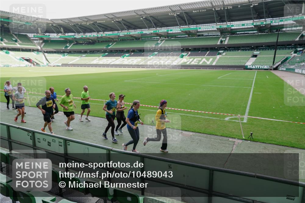 13.09.2026 - 21. swb-Marathon Bremen Michael Burmester http://msf.ph/oto/10489043 13.09.2026 10:39:23 Laufen im Stadion 10135, 10138, 10139, 10156, 10168, 10188, 10190, 10204, 10205, 10217, 10229, 10234, 10238, 10259, 10260, 10279, 10280, 10305, 10314, 10360, 10363, 10364, 10370, 10378, 10386, 10404, 10457, 10465, 10469, 10484, 10493, 10501, 10505, 10510, 10511, 10526, 10556, 10570, 10576, 10580, 10595, 10599, 10609, 10616, 10619, 10630, 10645, 10653, 10660, 10661, 10662, 10664, 10681, 10682, 10686, 10695, 10696, 10697, 10712, 10737, 10743, 10751, 10802, 10823 meine-sportfotos.de