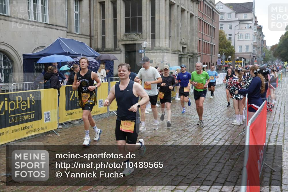 13.09.2026 - Kiel Lauf Yannick Fuchs http://msf.ph/oto/10489565 13.09.2026 11:41:28 Laufen 214, 30, 6420, 4162 meine-sportfotos.de