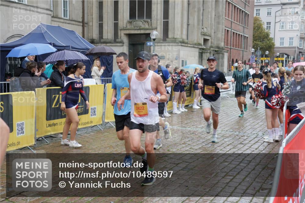 13.09.2026 - Kiel Lauf Yannick Fuchs http://msf.ph/oto/10489597 13.09.2026 11:41:47 Laufen 7, 39, 2422, 10688 meine-sportfotos.de
