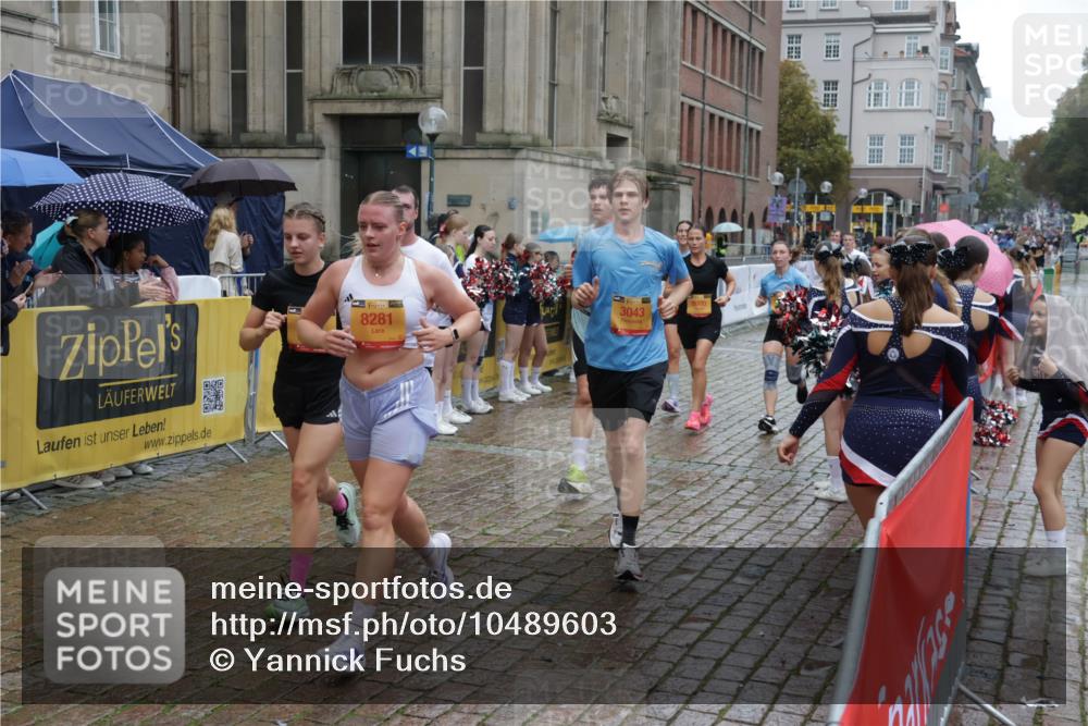 13.09.2026 - Kiel Lauf Yannick Fuchs http://msf.ph/oto/10489603 13.09.2026 11:41:51 Laufen 38, 8281, 3043, 8000 meine-sportfotos.de