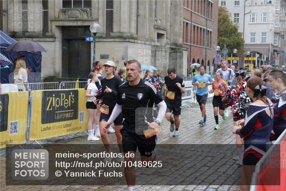13.09.2026 - Kiel Lauf Yannick Fuchs http://msf.ph/oto/10489625 13.09.2026 11:42:08 Laufen 6427 meine-sportfotos.de