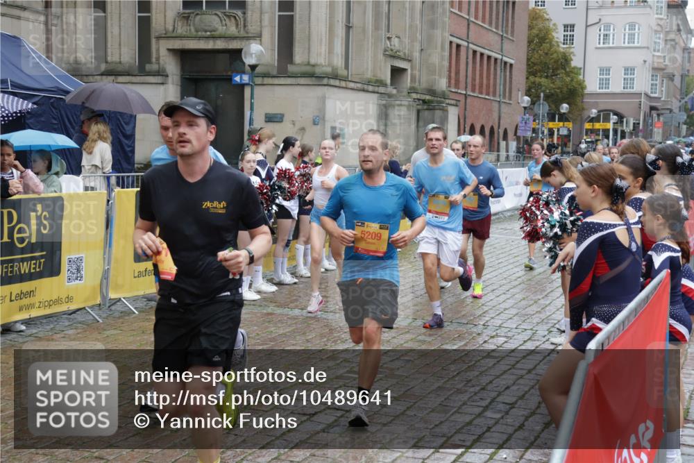 13.09.2026 - Kiel Lauf Yannick Fuchs http://msf.ph/oto/10489641 13.09.2026 11:42:28 Laufen 3, 5209 meine-sportfotos.de