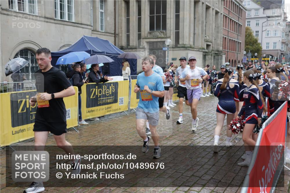 13.09.2026 - Kiel Lauf Yannick Fuchs http://msf.ph/oto/10489676 13.09.2026 11:42:47 Laufen 26, 3765 meine-sportfotos.de