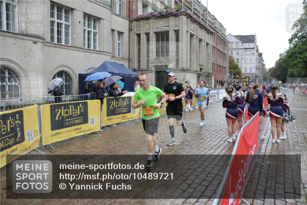 13.09.2026 - Kiel Lauf Yannick Fuchs http://msf.ph/oto/10489721 13.09.2026 11:43:03 Laufen 3789 meine-sportfotos.de
