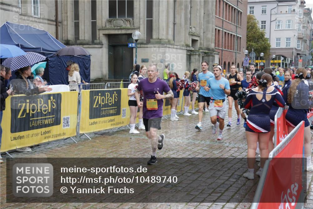 13.09.2026 - Kiel Lauf Yannick Fuchs http://msf.ph/oto/10489740 13.09.2026 11:43:13 Laufen 11728, 11197 meine-sportfotos.de