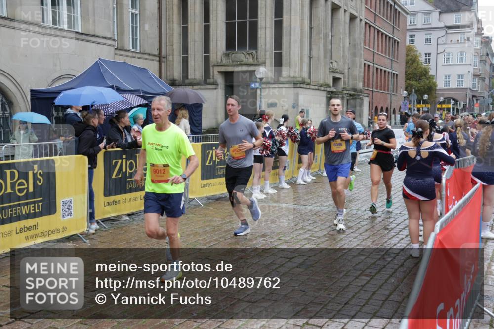 13.09.2026 - Kiel Lauf Yannick Fuchs http://msf.ph/oto/10489762 13.09.2026 11:43:21 Laufen 9012, 482, 6348 meine-sportfotos.de