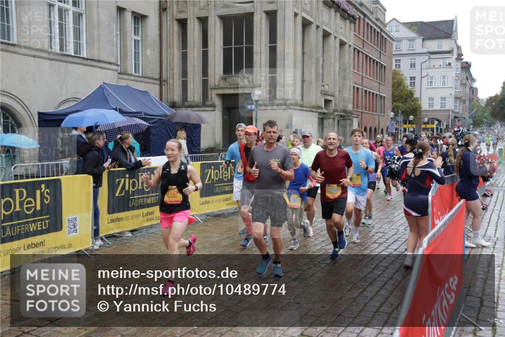 13.09.2026 - Kiel Lauf Yannick Fuchs http://msf.ph/oto/10489774 13.09.2026 11:43:26 Laufen 102 meine-sportfotos.de