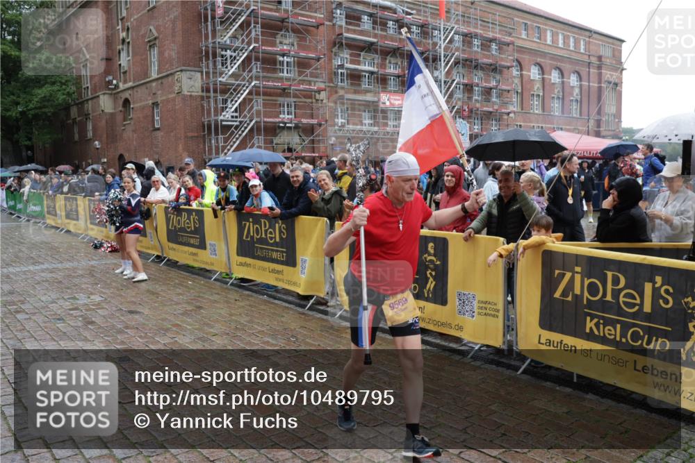 13.09.2026 - Kiel Lauf Yannick Fuchs http://msf.ph/oto/10489795 13.09.2026 11:43:41 Laufen 9569 meine-sportfotos.de