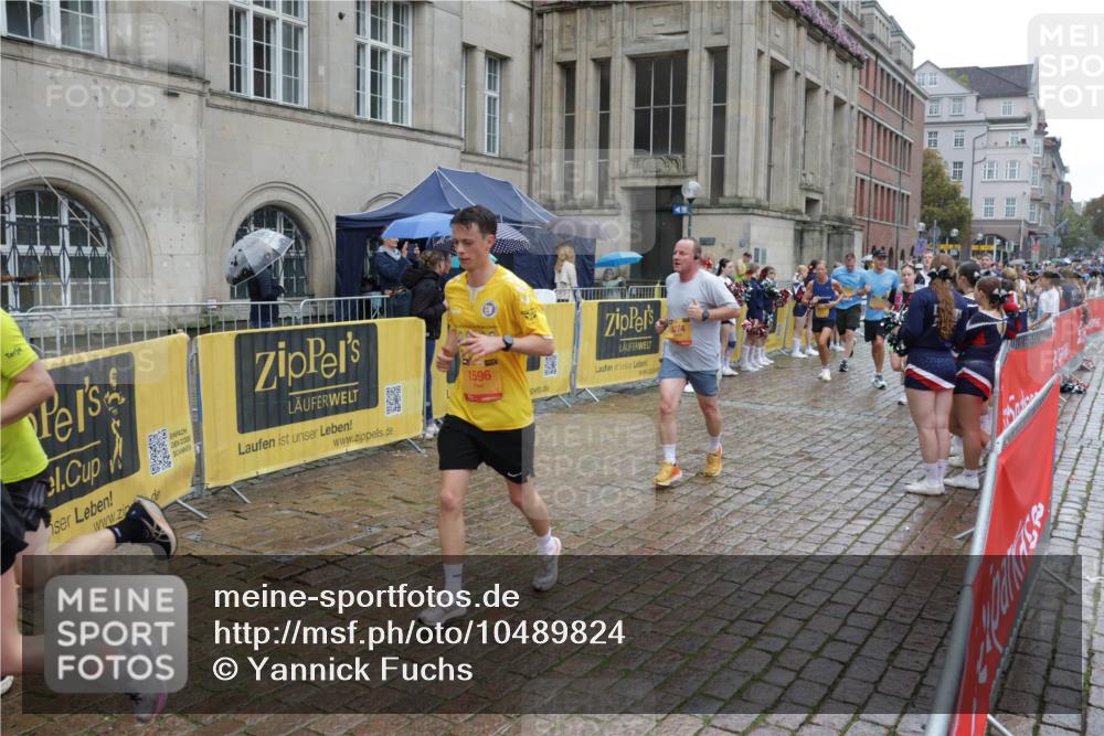13.09.2026 - Kiel Lauf Yannick Fuchs http://msf.ph/oto/10489824 13.09.2026 11:44:00 Laufen 1596, 8149, 200 meine-sportfotos.de