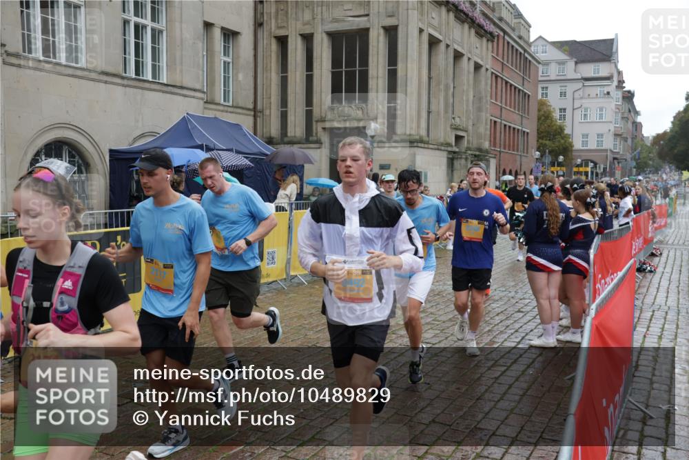 13.09.2026 - Kiel Lauf Yannick Fuchs http://msf.ph/oto/10489829 13.09.2026 11:44:04 Laufen 3171 meine-sportfotos.de