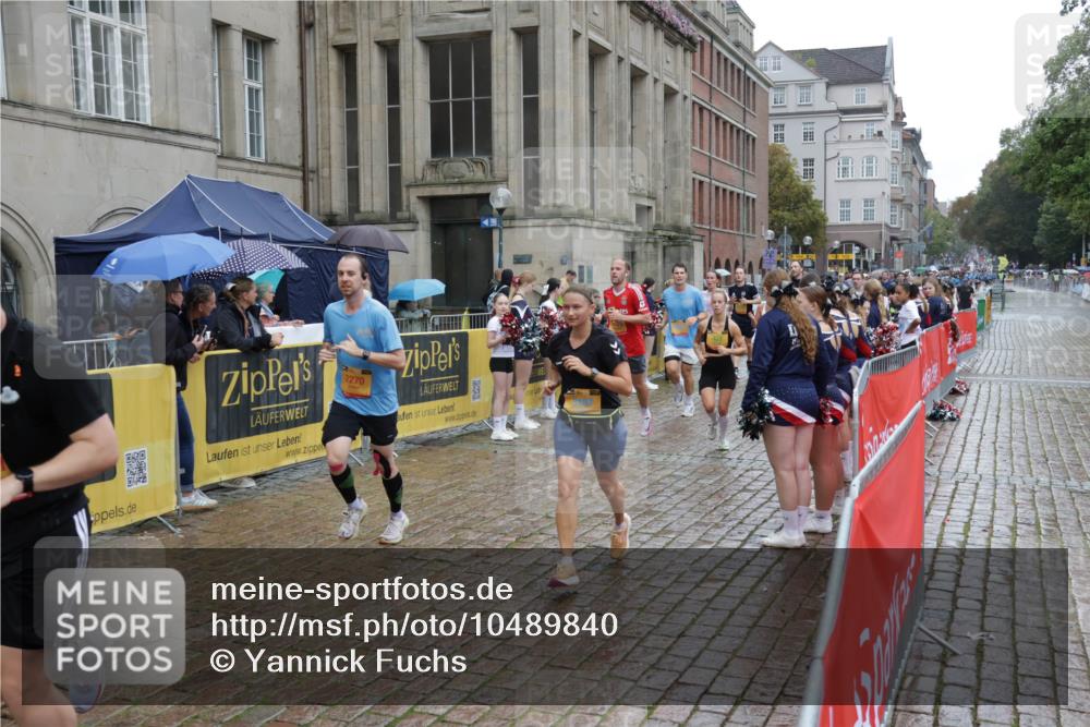 13.09.2026 - Kiel Lauf Yannick Fuchs http://msf.ph/oto/10489840 13.09.2026 11:44:07 Laufen 2270 meine-sportfotos.de