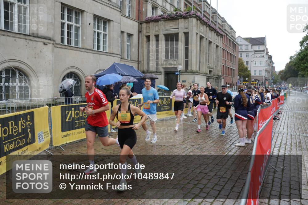 13.09.2026 - Kiel Lauf Yannick Fuchs http://msf.ph/oto/10489847 13.09.2026 11:44:10 Laufen 423 meine-sportfotos.de