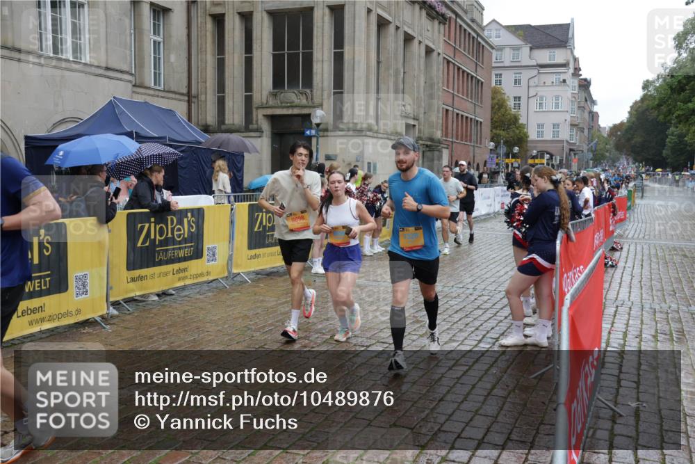 13.09.2026 - Kiel Lauf Yannick Fuchs http://msf.ph/oto/10489876 13.09.2026 11:44:23 Laufen 8698, 7328 meine-sportfotos.de