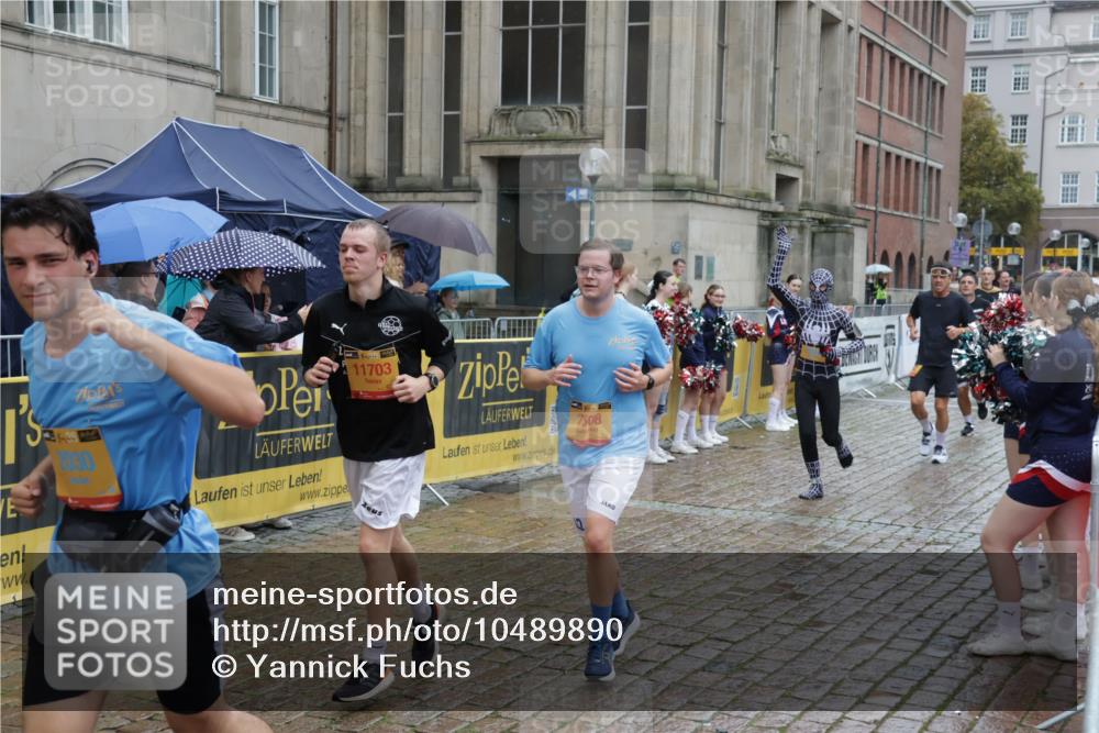 13.09.2026 - Kiel Lauf Yannick Fuchs http://msf.ph/oto/10489890 13.09.2026 11:44:28 Laufen 39, 11703, 7508, 2030 meine-sportfotos.de