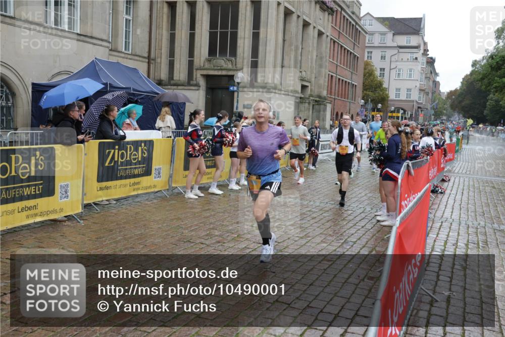 13.09.2026 - Kiel Lauf Yannick Fuchs http://msf.ph/oto/10490001 13.09.2026 11:45:20 Laufen  meine-sportfotos.de