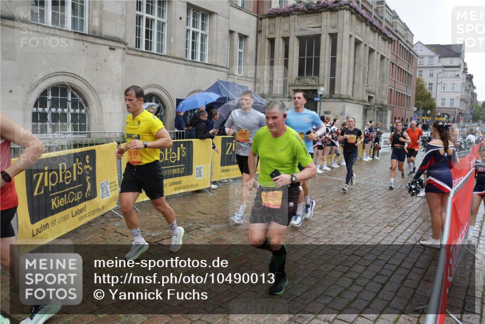 13.09.2026 - Kiel Lauf Yannick Fuchs http://msf.ph/oto/10490013 13.09.2026 11:45:24 Laufen 31, 27, 9597, 8685 meine-sportfotos.de